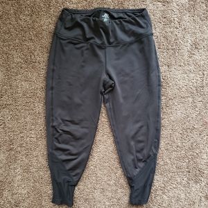 Black Athletic Leggings